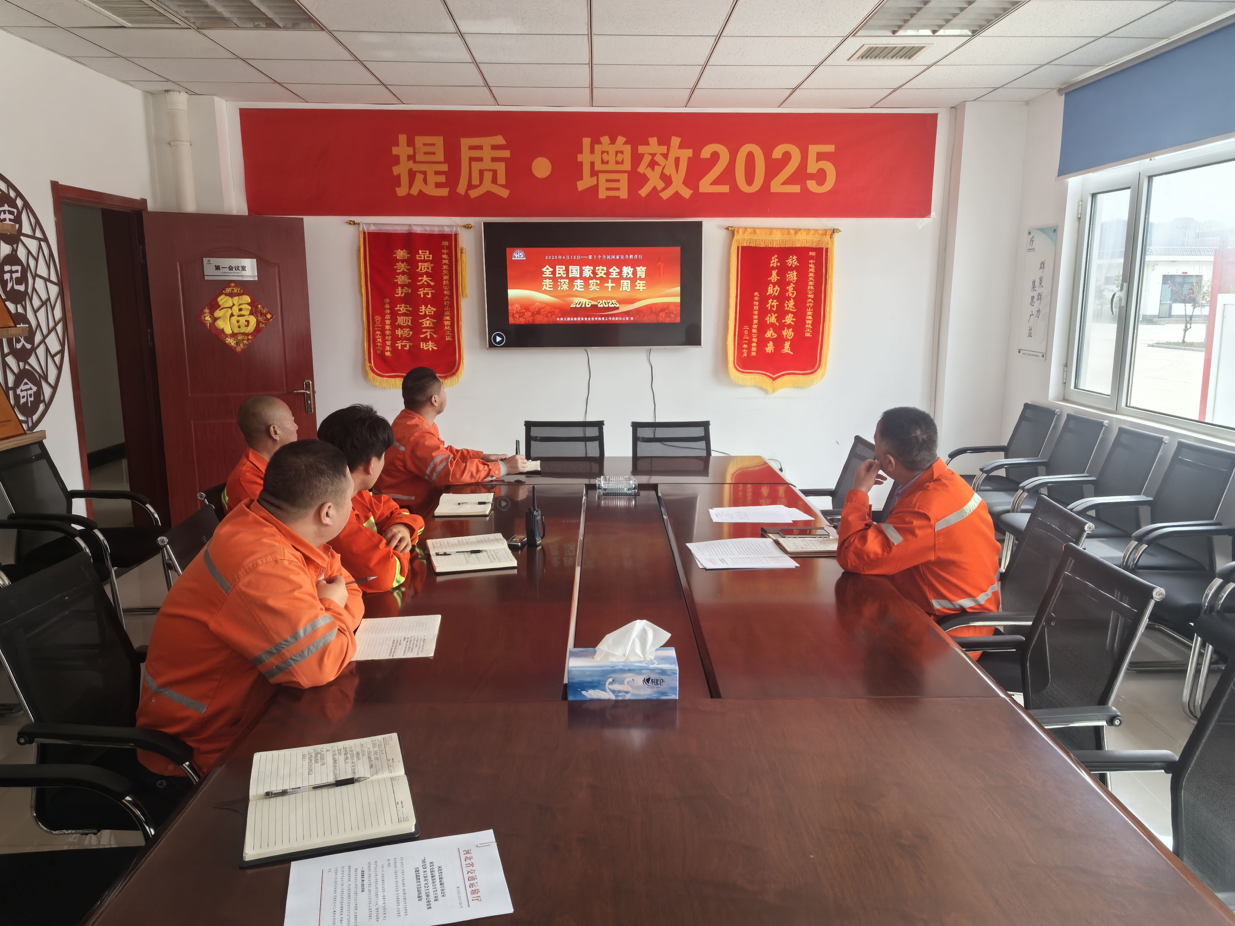 cb4137cb7e6129b37e5be83cf6ed53f.jpg cb4137cb7e6129b37e5be83cf6ed53f.jpg