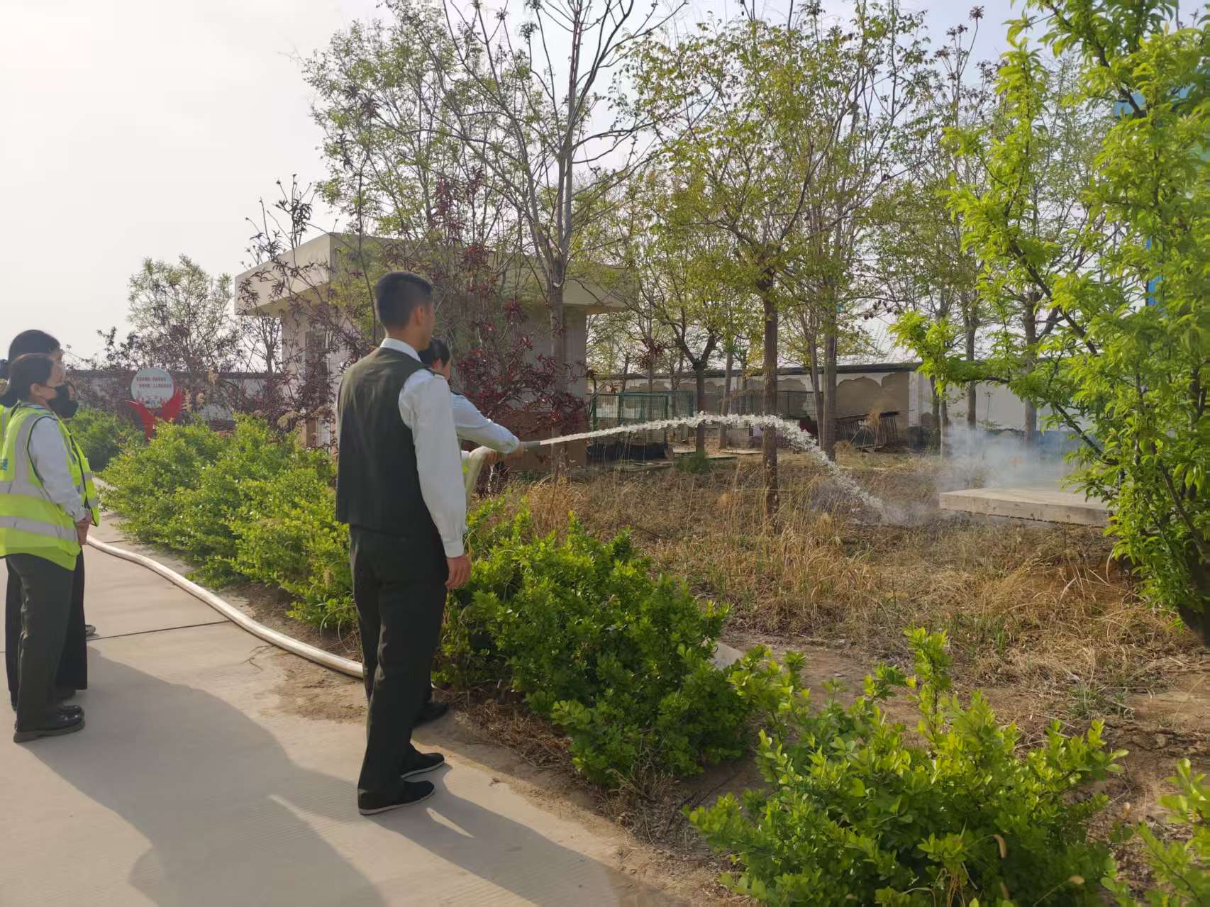 ee39ab623d25d4356edbfaedf22a3b0.jpg ee39ab623d25d4356edbfaedf22a3b0.jpg