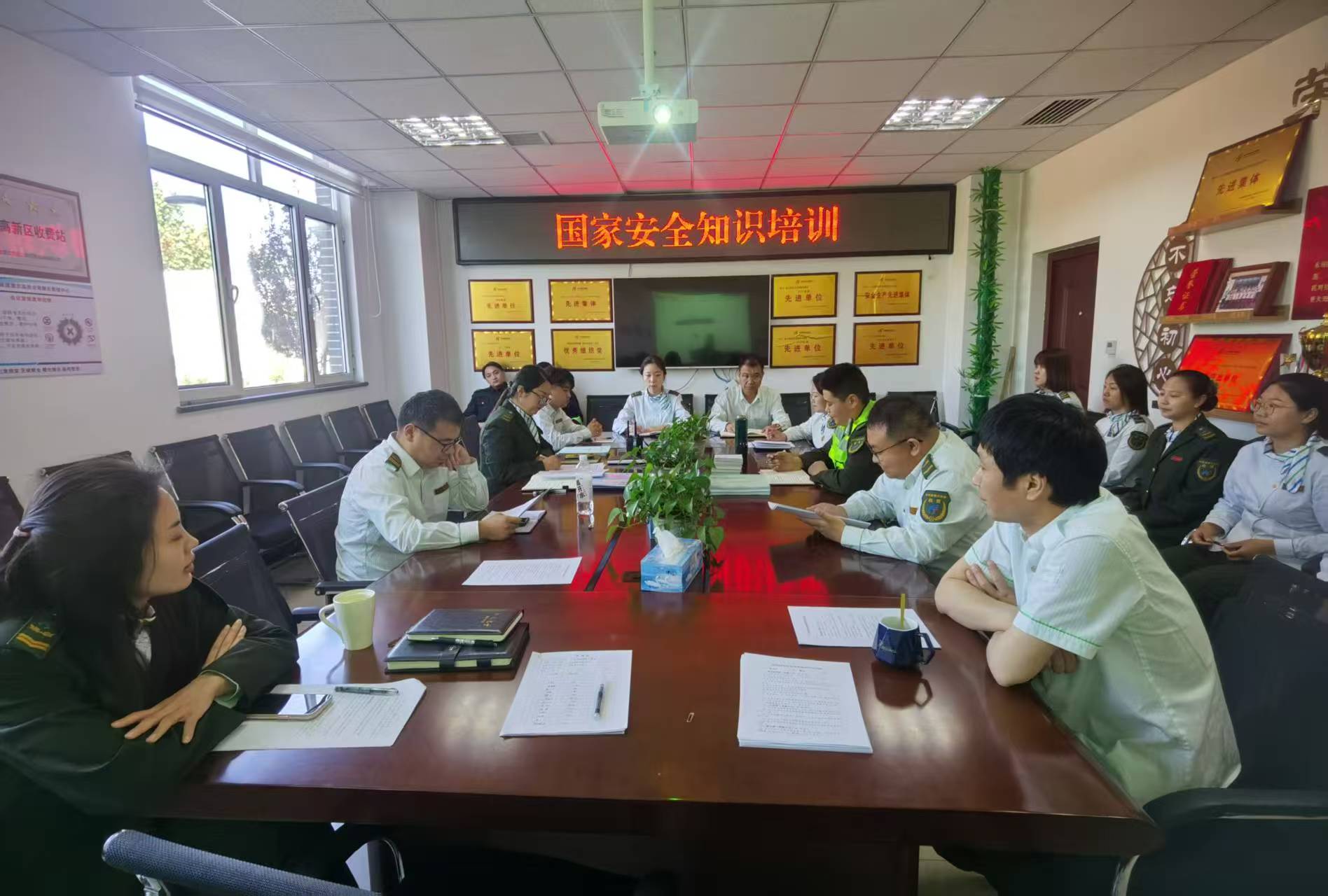 C:\Users\Administrator\Desktop\微信图片_20250424154301.jpg